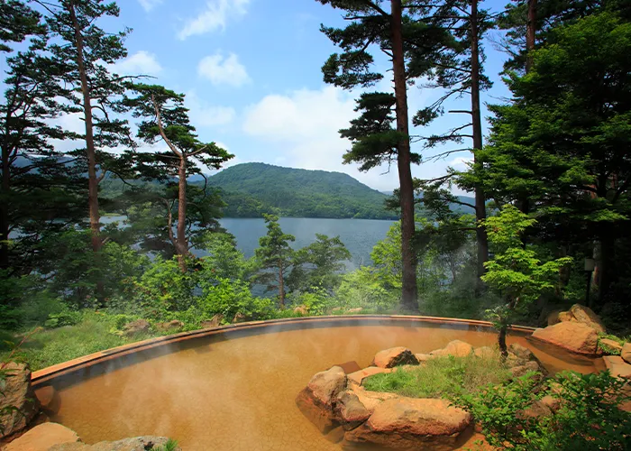温泉春夏