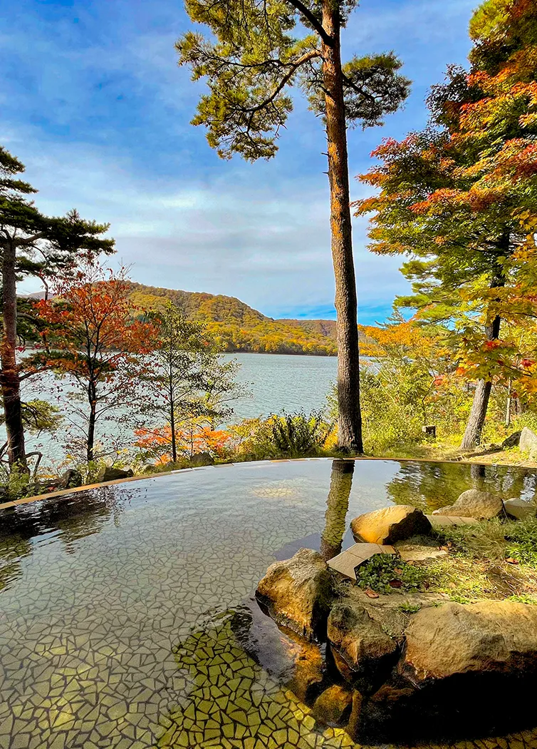 源泉挂流的露天温泉